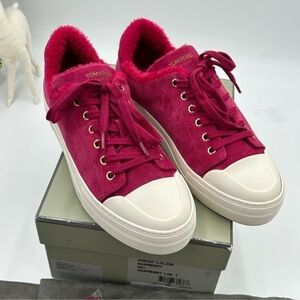 Women’s Tom Ford raspberry velvet low top sneaker size 40.5 made in Italy